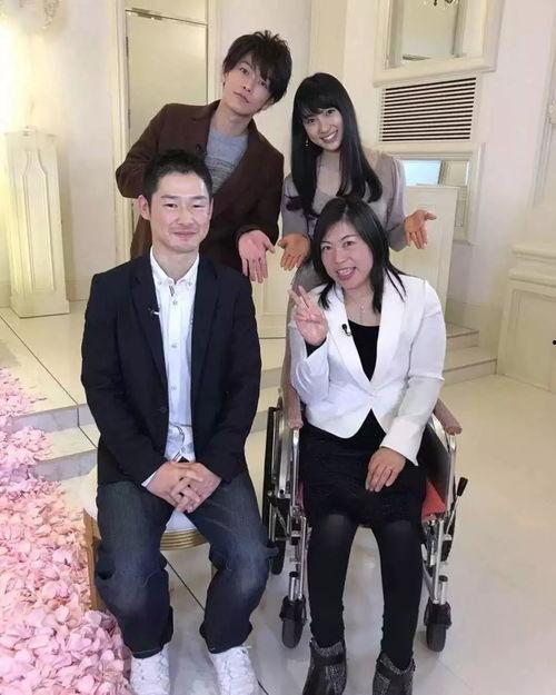 av男主角合影,共襄盛举的精彩瞬间