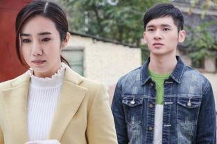 苦乐村官马丁丝袜脚,丝袜脚下的乡村振兴之路