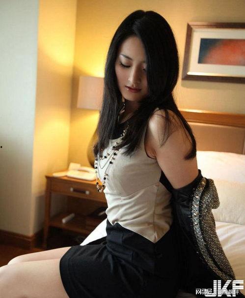 竹内紗里奈丝袜,竹内紗里奈的性感魅力解析