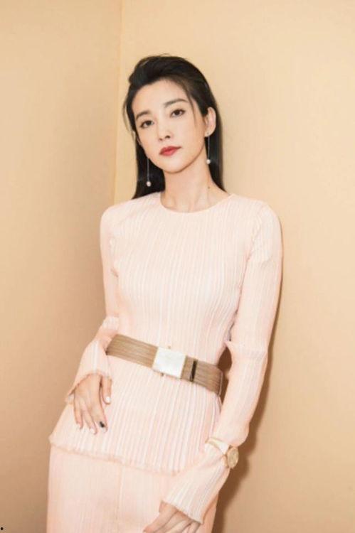 李冰冰穿连体丝袜照片