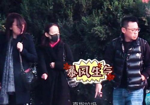 明星面前扔垃圾,引人深思的环保警示